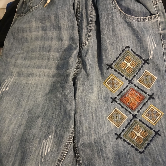 Embroidered Denim Jacket with Geometric Patterns - Picture 3 of 3